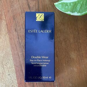 New Unopened Estee Lauder Double Wear Makeup 2N1 Desert Beige 1 FL. OZ. / 30 ml